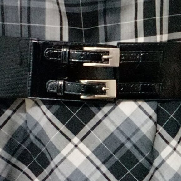 Le Chateau black silver plaid dress - Picture 2 of 7